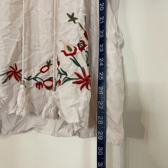 Futurino NWT Taupe Embroidered Floral Boho Tunic – Billowy Sleeve Fit - Picture 11 of 15